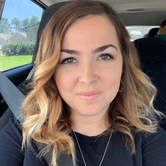 Meet your Posher, Robin - Picture 1 of 3